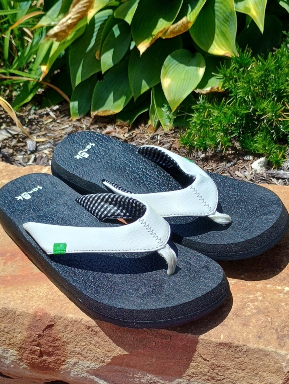 Sanuk Comfort Flip Flops Sandals Women's Size 9 EUC
